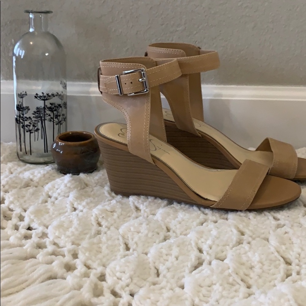 Jessica Simpson wedge